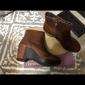 Dansko Boots size 38 NEW